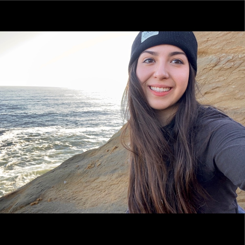 Meet your Posher, Christina